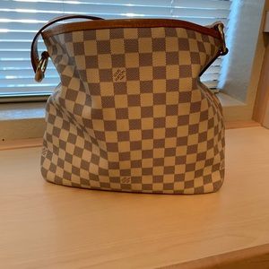 Authentic Louis Vuitton delightful pm